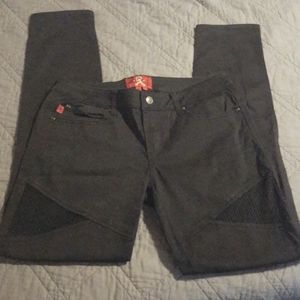 Black Skinny Jeans w/mesh